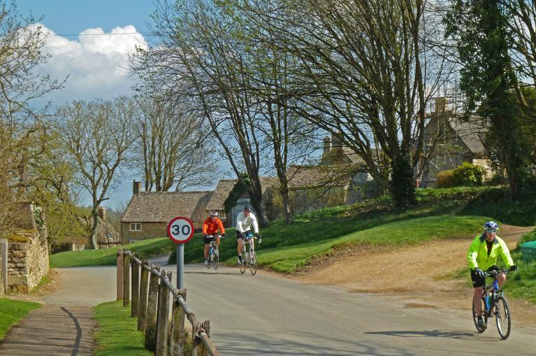 Cycling into Guiting Power